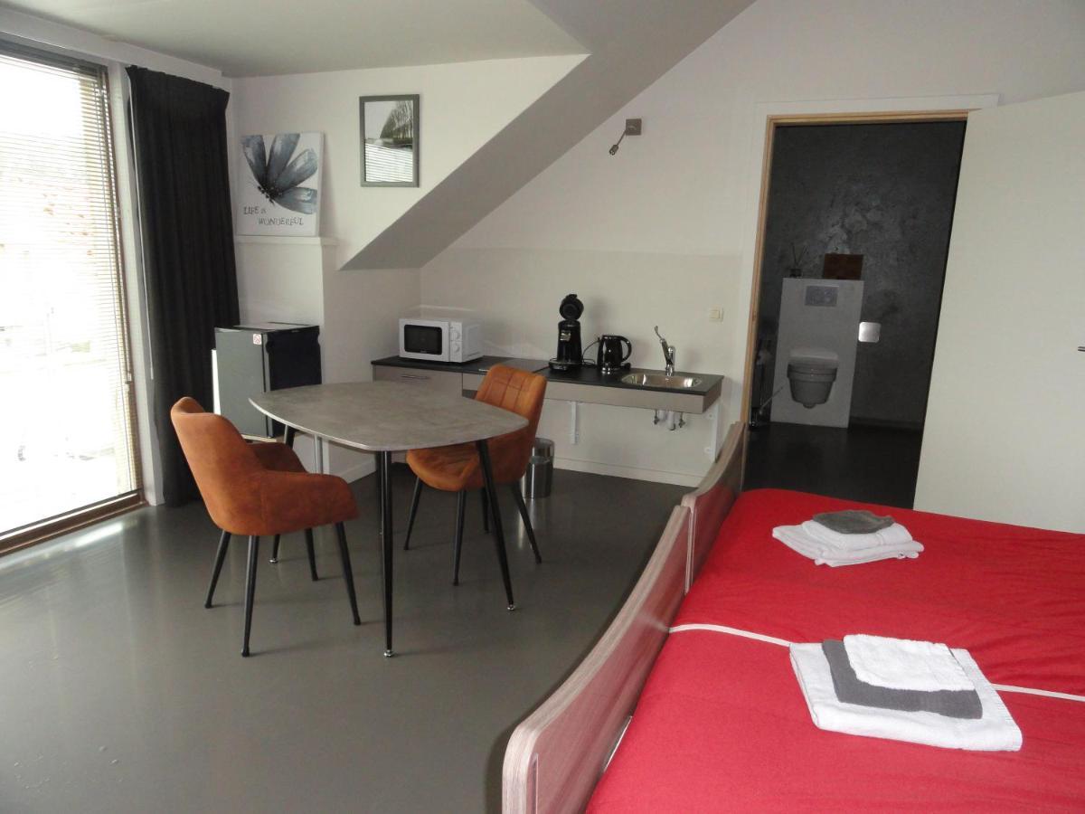 B&B Altijd Genieten ダンメ エクステリア 写真